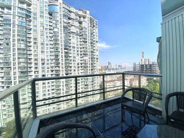 上海浦东陆家嘴滨江茗园马头琴实拍!