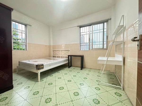 【多图】裕安花园(宝安),新安租房,灵芝地铁三房出租,拎包可住,全家私