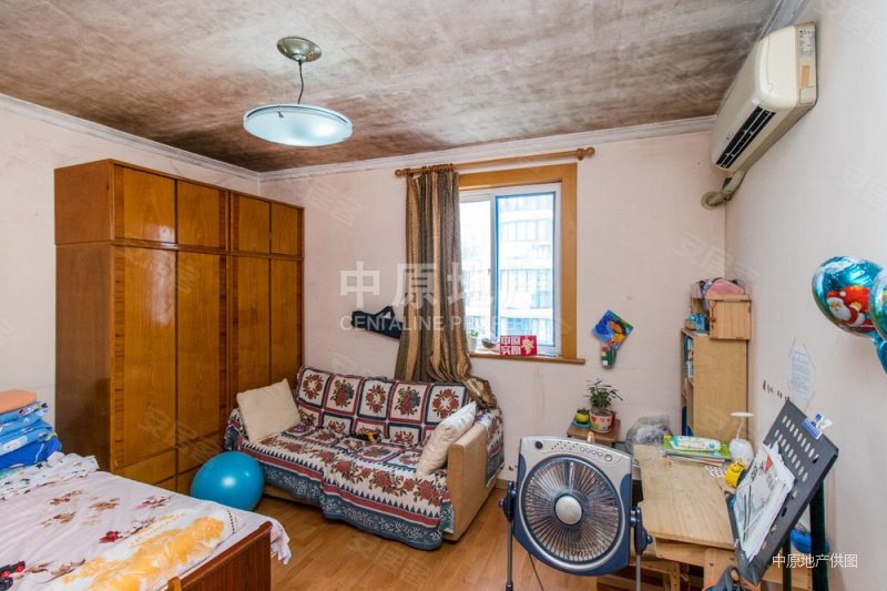 浣纱三村 近地铁 居住密度低 朝南 商业配套成熟 商品住宅