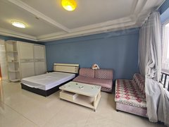 银川兴庆新一中隆鑫苑精装公寓，密码锁可月付，家具家电齐全，拎包入住随时看出租房源真实图片