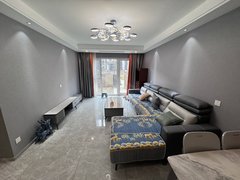 抚顺李石开发区顺安路中金樾府 一楼带花园 没下架就是还在出租房源真实图片