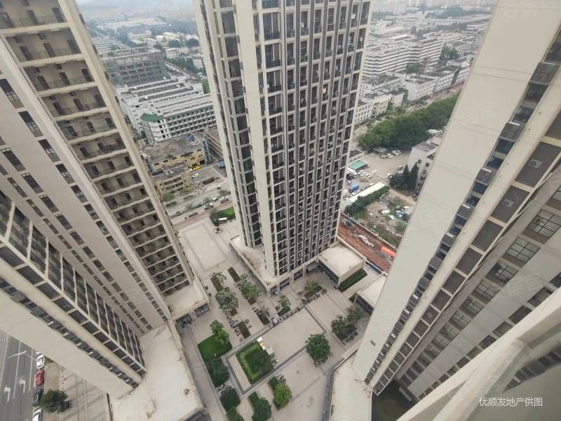 融创公园首府商住楼