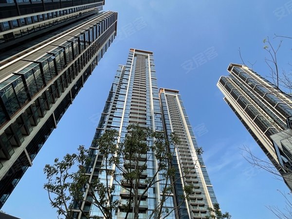 深圳南山大学城远洋天著华府大学城地铁口无缝接轨 精装四房头次出租