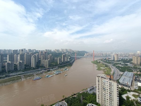 重庆江北北滨路华宇北国风光北滨路轻奢风装修 正规两室 一线江景房