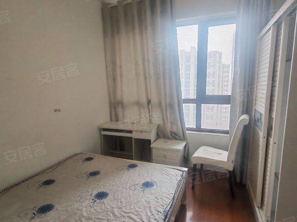 海宁长安镇农发区盈都君悦下沙奥莱旁盈都君悦小区三室一厅整租！民用水电！出租房源真实图片
