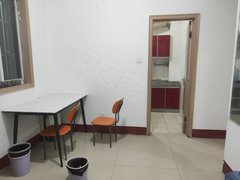 临清大辛庄清华园中学清泉花园75平两室两厅一卫简装家具家电齐全月租750出租房源真实图片