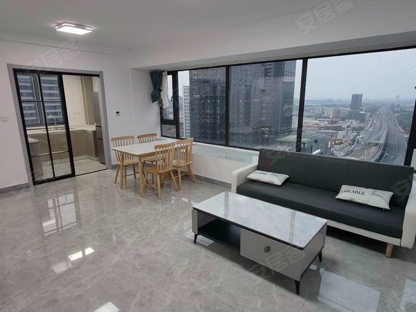 杭州临安青山湖旭悦城未来旭辉城 三室两厅两卫 青山湖科技城 近地铁