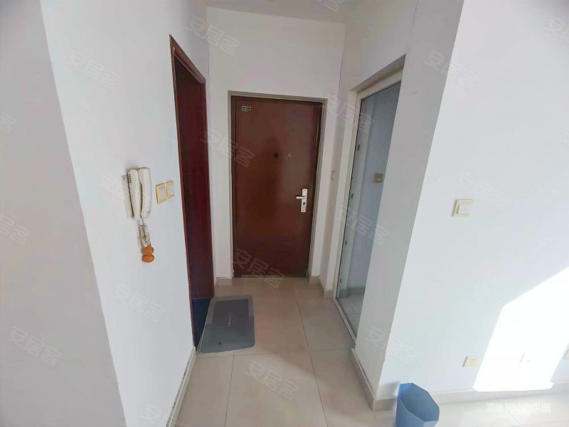 辰庆家园 南向采光好 满二   近医院 商品房 电梯房