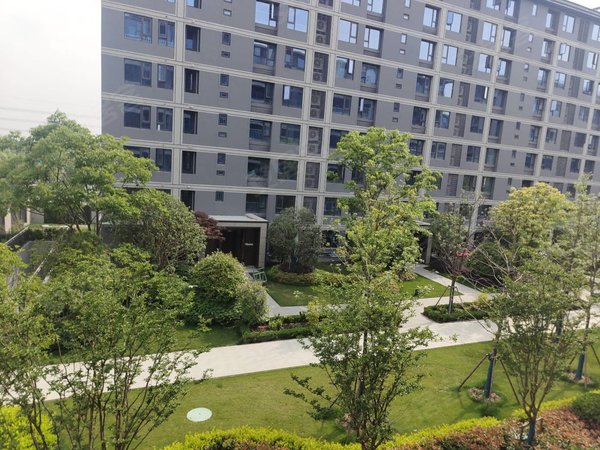 杭州临平乔司新希望美的长粼府客运中心 意法边上 长粼府精装三房两卫