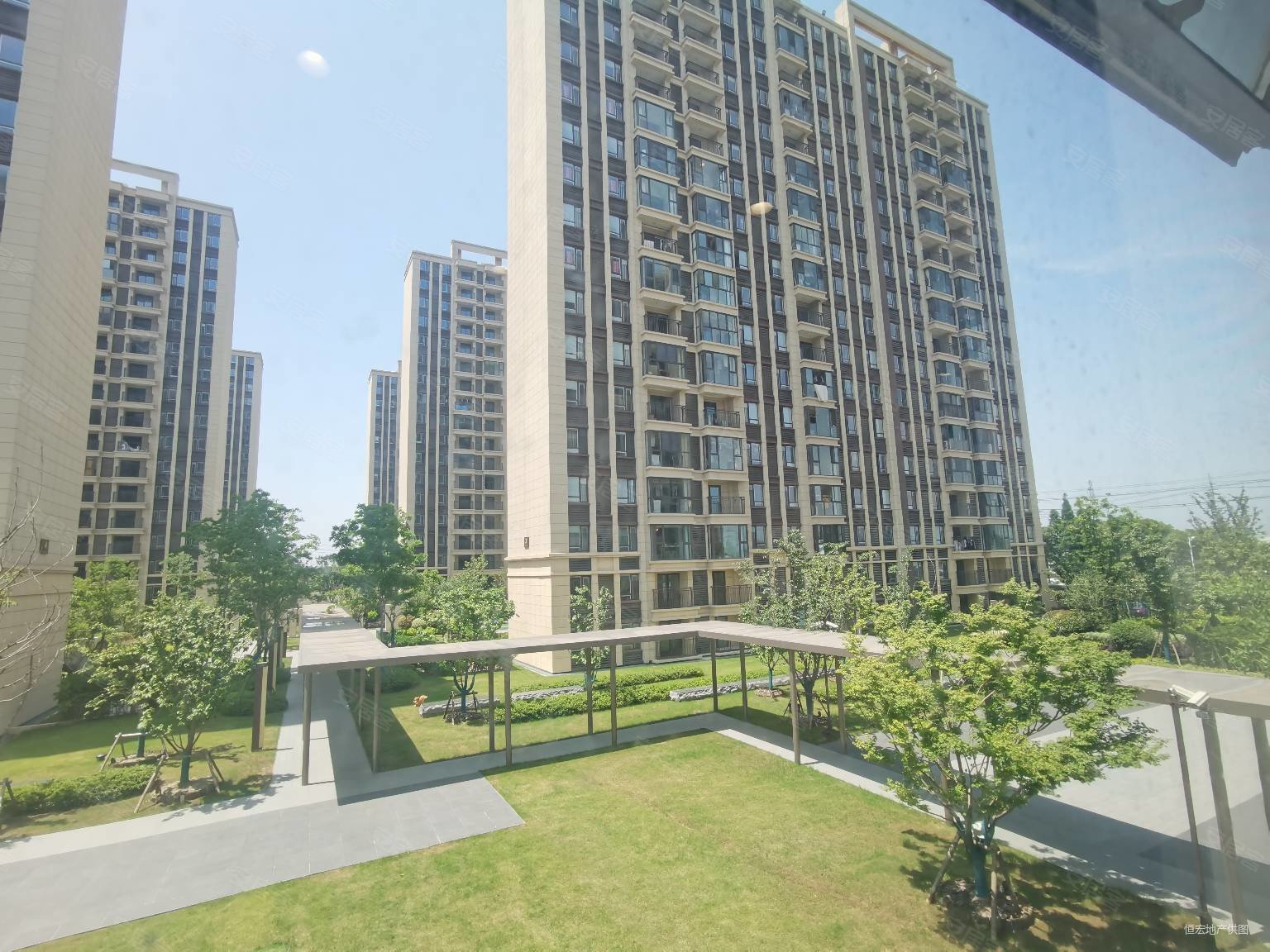 环沪太仓近昆山景瑞悦庭三房两卫精装现房即住