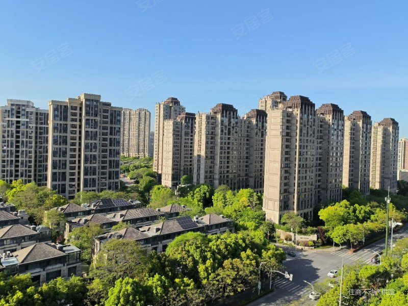 华润中央公园(一期北区公寓住宅)3室2厅2卫140.66㎡南北969万