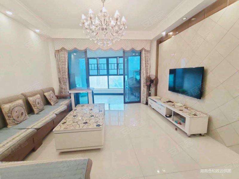 浏阳河品质小区红橡华园精装三房带中央空调