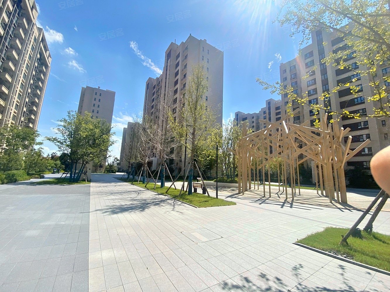 中海林溪世家3室2厅2卫128.22㎡南北75万