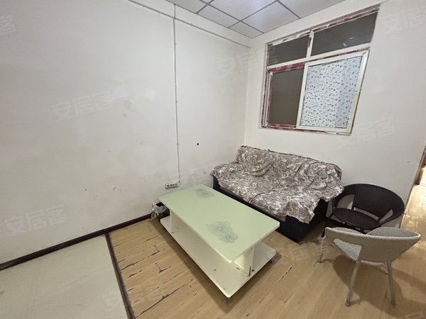 凉山西昌文汇胜利小区A区时代广场附近套二家具家电齐全，拎包入住，户型好，采光好出租房源真实图片