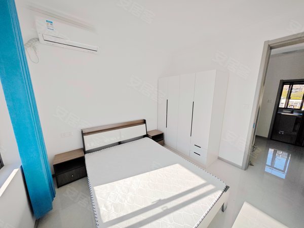 上元门地铁口 两房 客厅朝南 燕江路小区 采光好 拎包入住