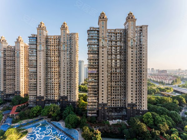 上海徐汇徐汇滨江尚海湾豪庭(一期)尚海湾豪庭(一期) 3室2厅2卫 电梯