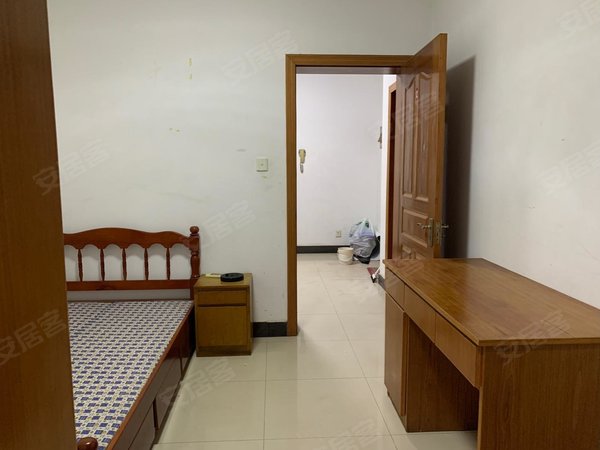 扬州邗江瘦西湖鸿福三村花都汇旁 鸿福三村 精装2室 设施齐全 领包