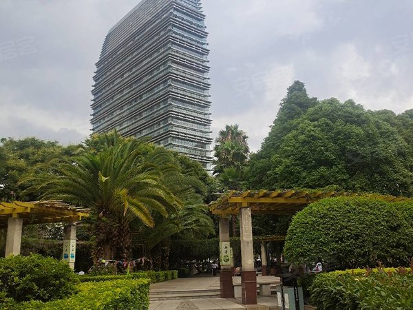 昆明五华小西门国拓投资公司宿舍急租市中心五一路地铁口五华区政府楼