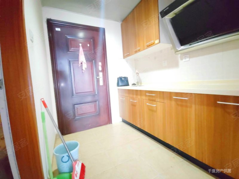 蓝色港湾电梯住宅性质公寓出售视野朝好无遮挡