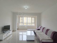 昌乐昌乐城区体育公园北关,近古成小学,家具家电都全,新房,方便看房出租房源真实图片