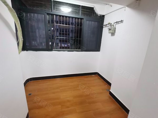 深圳福田上梅林新阁小区新阁小区大两房,孖岭地铁站,低于同户型400 仅