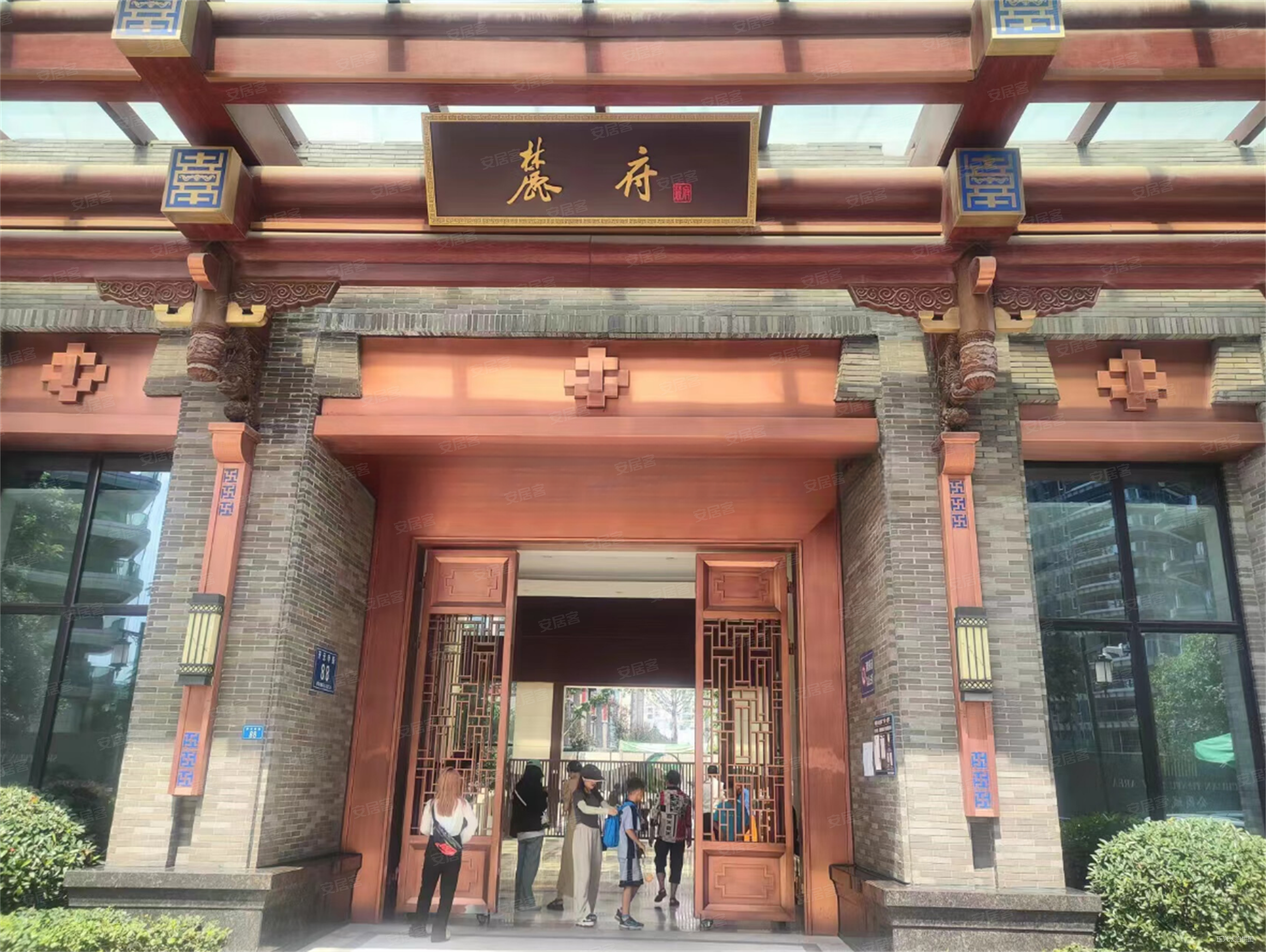 中德麓府2室1厅1卫67.64㎡北131万