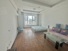 威海荣成荣成市区佳华财富公寓公寓10楼对外出租拎包入住900出租房源真实图片