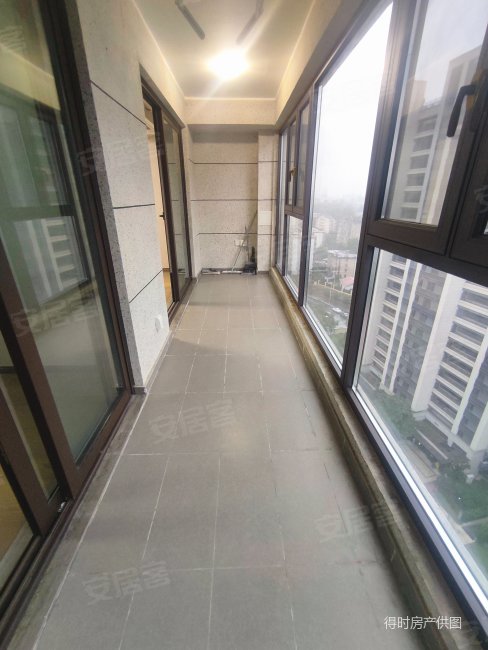 南京房产网>南京二手房>雨花台二手房>安德门二手房>万科翡翠尚居>