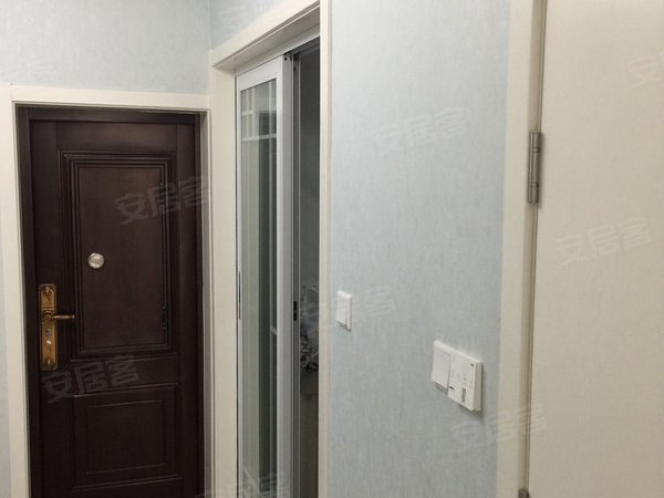 镇江京口大市口周边中街73-95号小区中街7395号小区 1室1厅1卫 精装修 45平出租房源真实图片