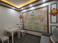 无为城区米芾广场急租!米芾附近凤凰楼层3楼!家具家电齐全!包物业!性价比高出租房源真实图片