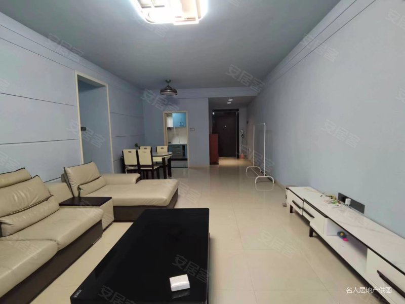 华凯豪庭  双地铁口在家门口 保养新净 随时看房