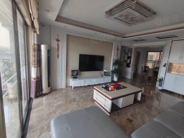 汕尾汕尾城区香洲龙湖湾龙湖湾电梯房,3房2厅,租金3500元,拎包入住,精