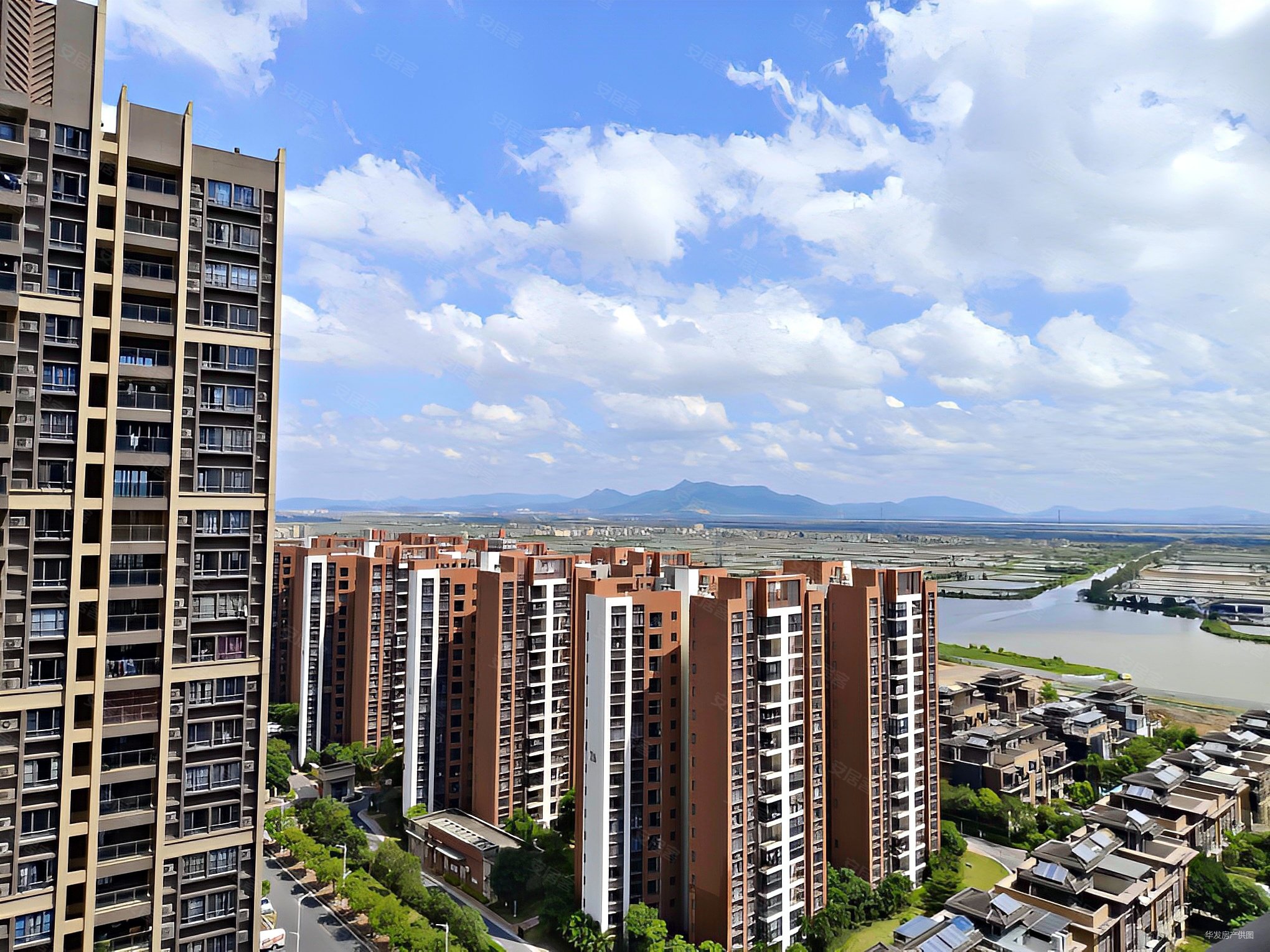 好房时代倾城二期高层河景三房诚售98万