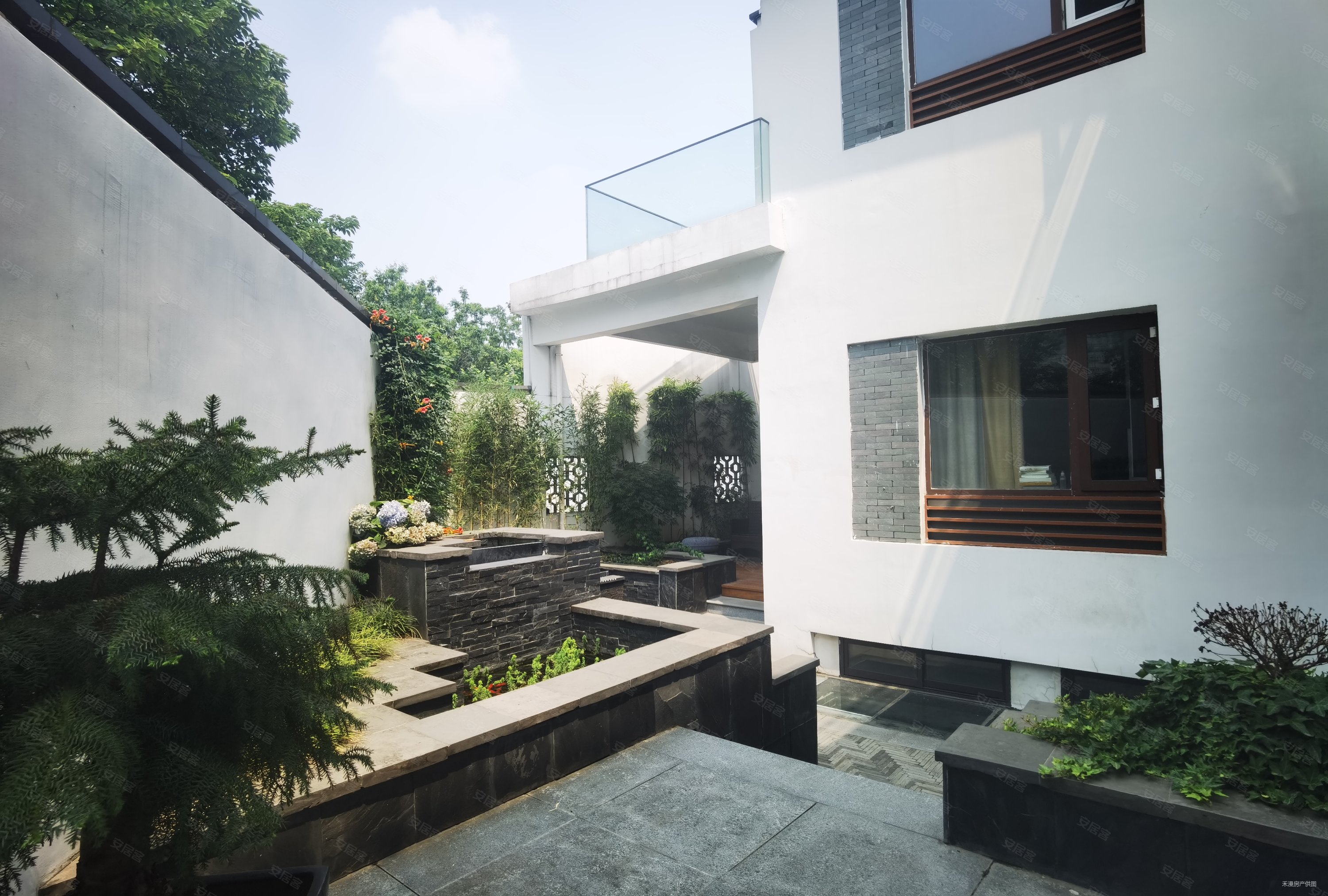 新区狮山板块中式联排别墅大边户降价出售大花园实用超500平