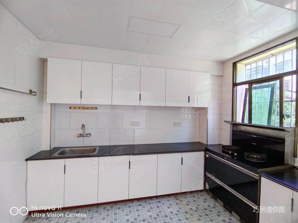 佑华小区 二中隔壁 精装修 带家具家电 拎包入住 七小