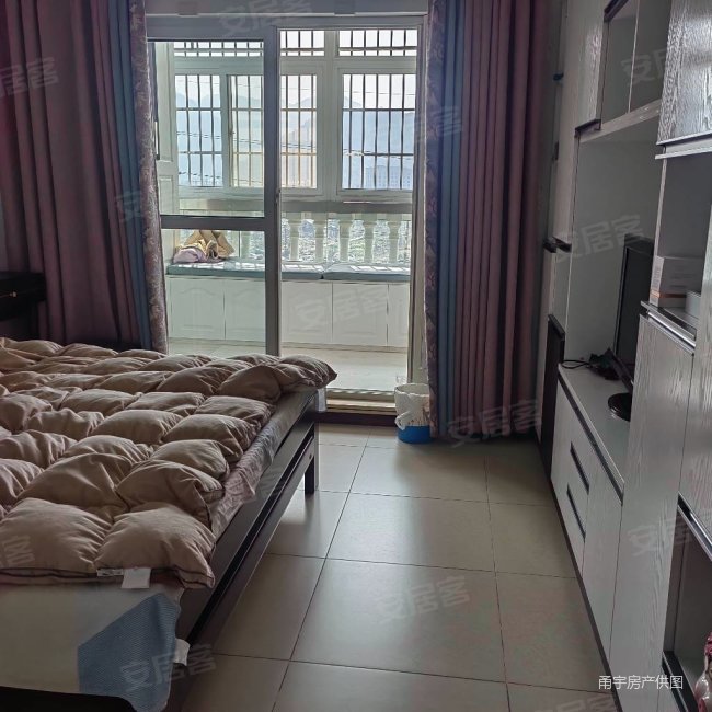 锦港佳园五加隔六室三卫