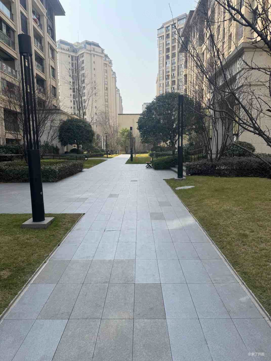 临地铁 车位充足 电梯房 高楼层视野好 板楼 出行方便,铜梁金科集美