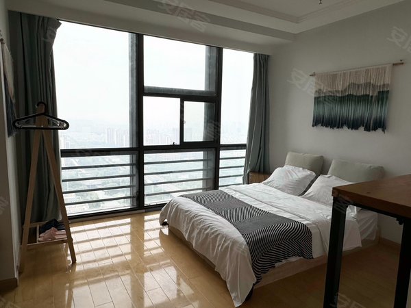 苏州平江万达苏州城市生活广场网红公寓 押一付一 免中介费 民用水电