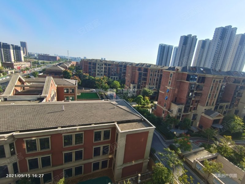 离梦想很近 实现舒适体验奢华生活 新婚首推,绿地悦公馆二手房,85万,3