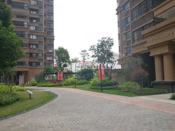 南宁良庆大沙田金悦澜湾金悦澜湾 全新配套 家具家电配齐 南北通透