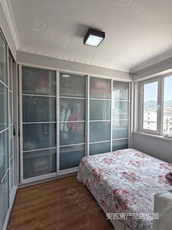 百合家园3室2厅2卫113㎡南北51.8万