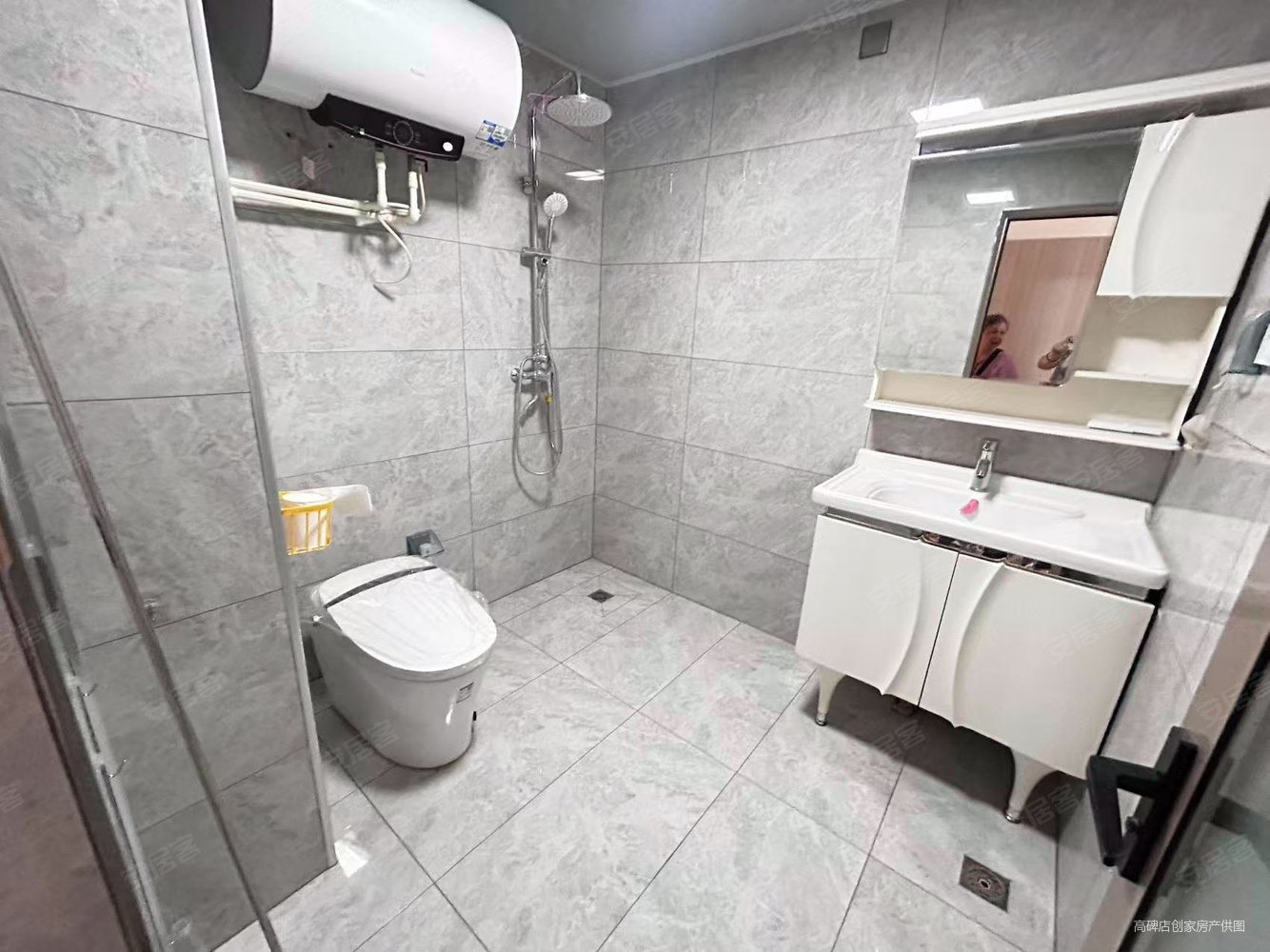 尚豪国际住宅小区3室2厅2卫128㎡南北100万