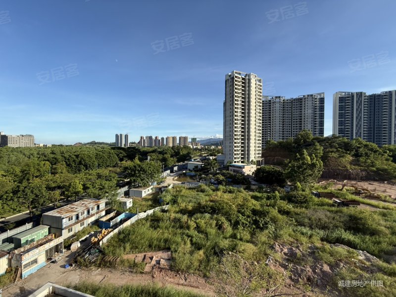 品质大社区太东红树湾悦府精装大平层5房3卫1梯1户