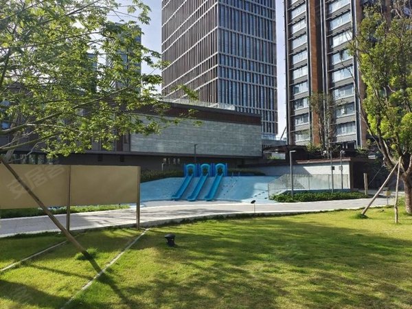 深圳南山前海颐湾府颐湾府 出租豪华装修4居室 双车位 拎包入住出租