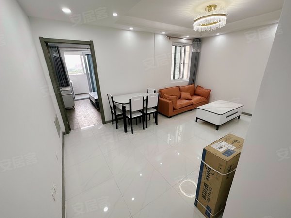 上海宝山刘行新顾城欣康苑7号线刘行地铁站附近 新顾