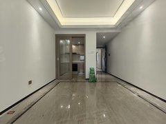世茂佳兆业璀璨时代 3室2厅2卫  电梯房 精装修99平米