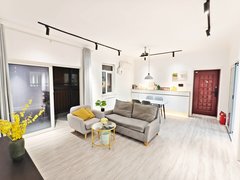 武汉洪山光谷软件园超大户型正规一室一厅！光谷天地！软件园！世贸！总部国际！月付出租房源真实图片