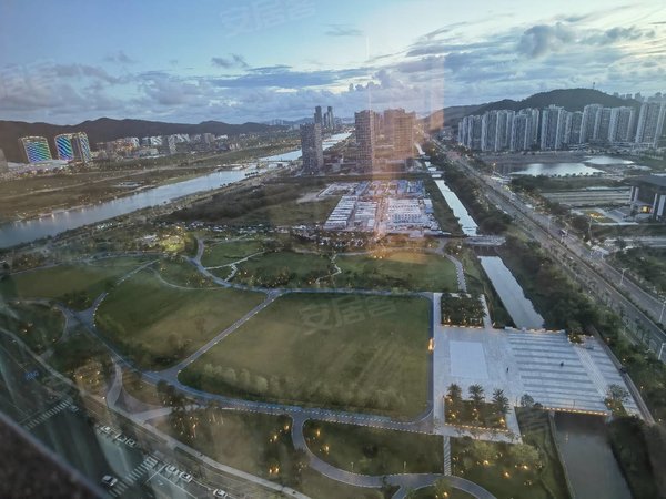 珠海横琴横琴口岸华发广场悦海湾横琴口岸华发广场大三房,可空房出租