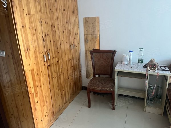 重庆九龙坡石桥铺华宇老街印象石桥铺核心地段,精装单配 诚心出租!