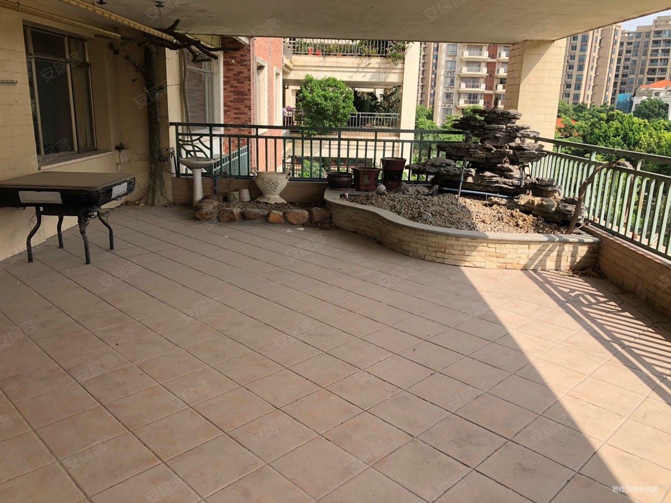 南海碧桂园大户人家246方4房 阳台60方 高端大气 有车位